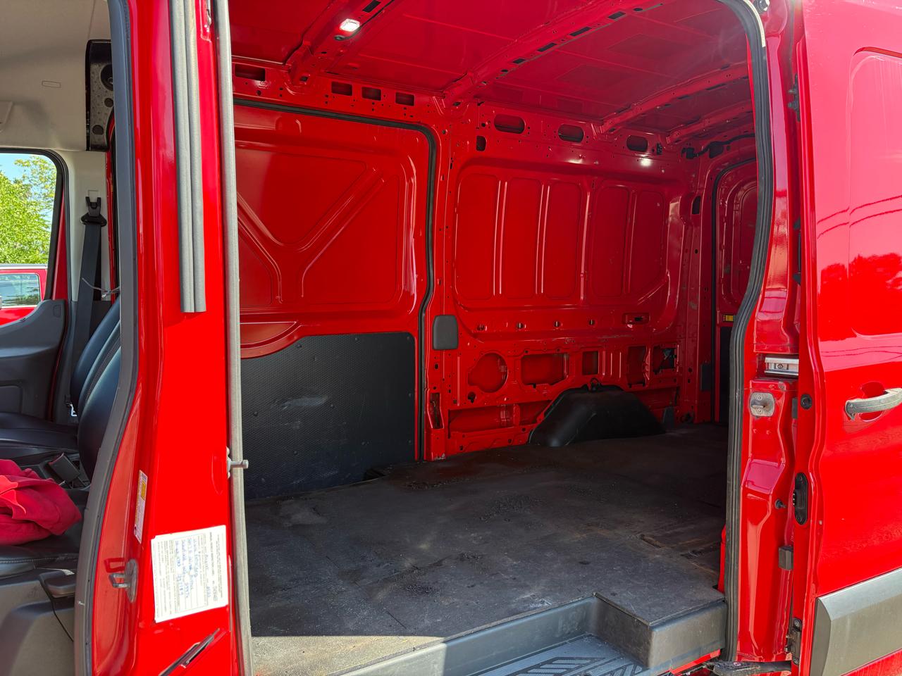 Ford Transit Cargo Van T-350 130" Med Rf 9500 GVWR RWD 2020