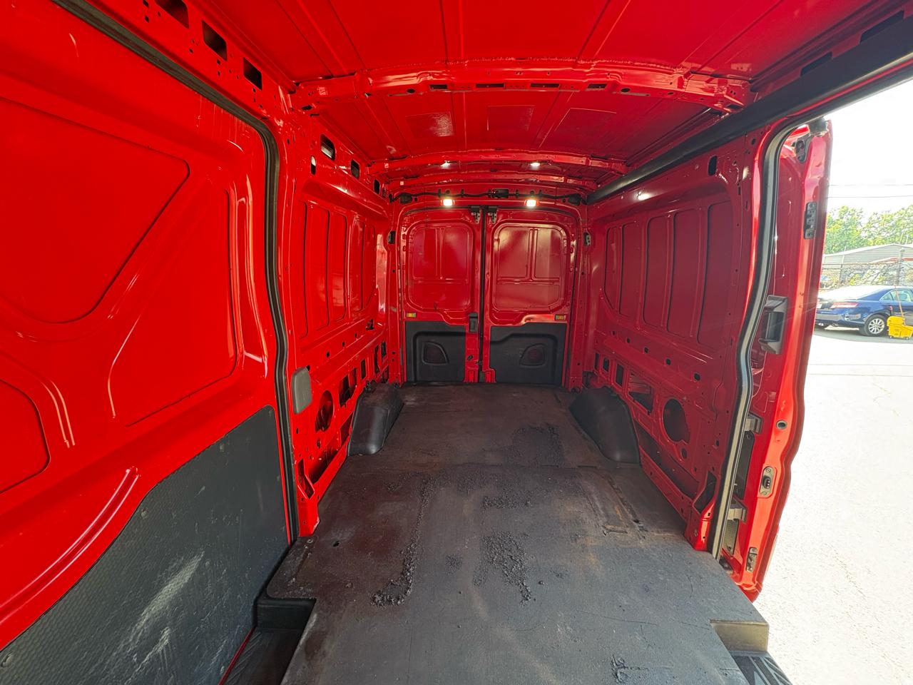 Ford Transit Cargo Van T-350 130" Med Rf 9500 GVWR RWD 2020