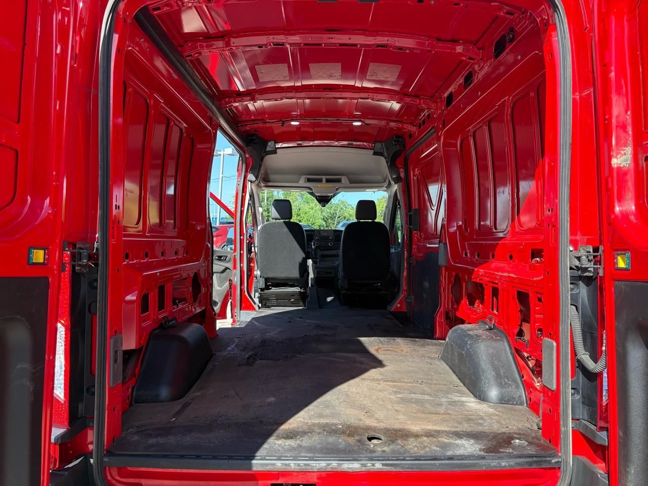 Ford Transit Cargo Van T-350 130" Med Rf 9500 GVWR RWD 2020