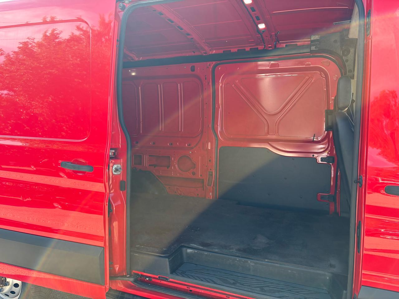 Ford Transit Cargo Van T-350 130" Med Rf 9500 GVWR RWD 2020