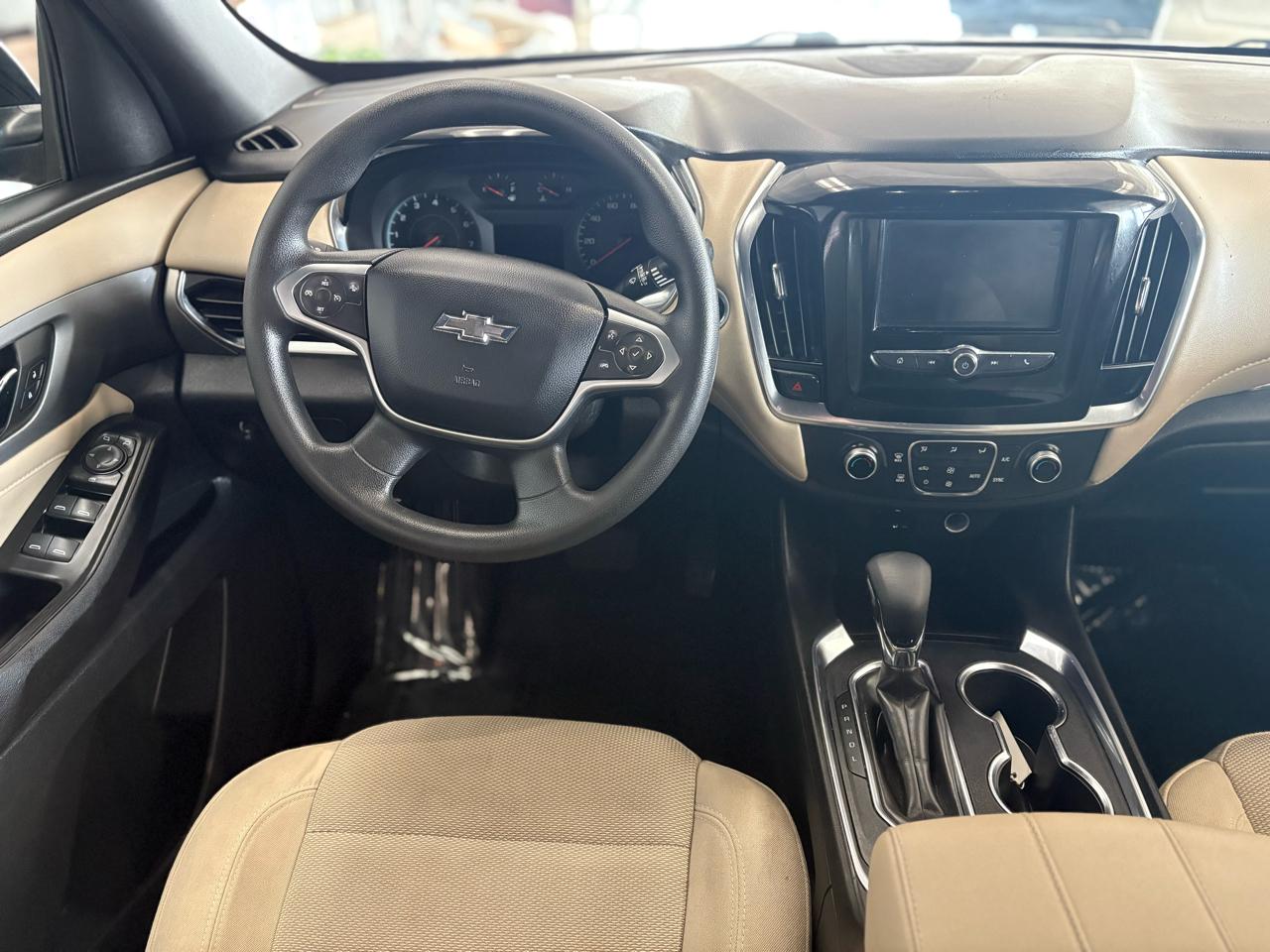 Chevrolet Traverse FWD 4dr LS w/1LS 2023