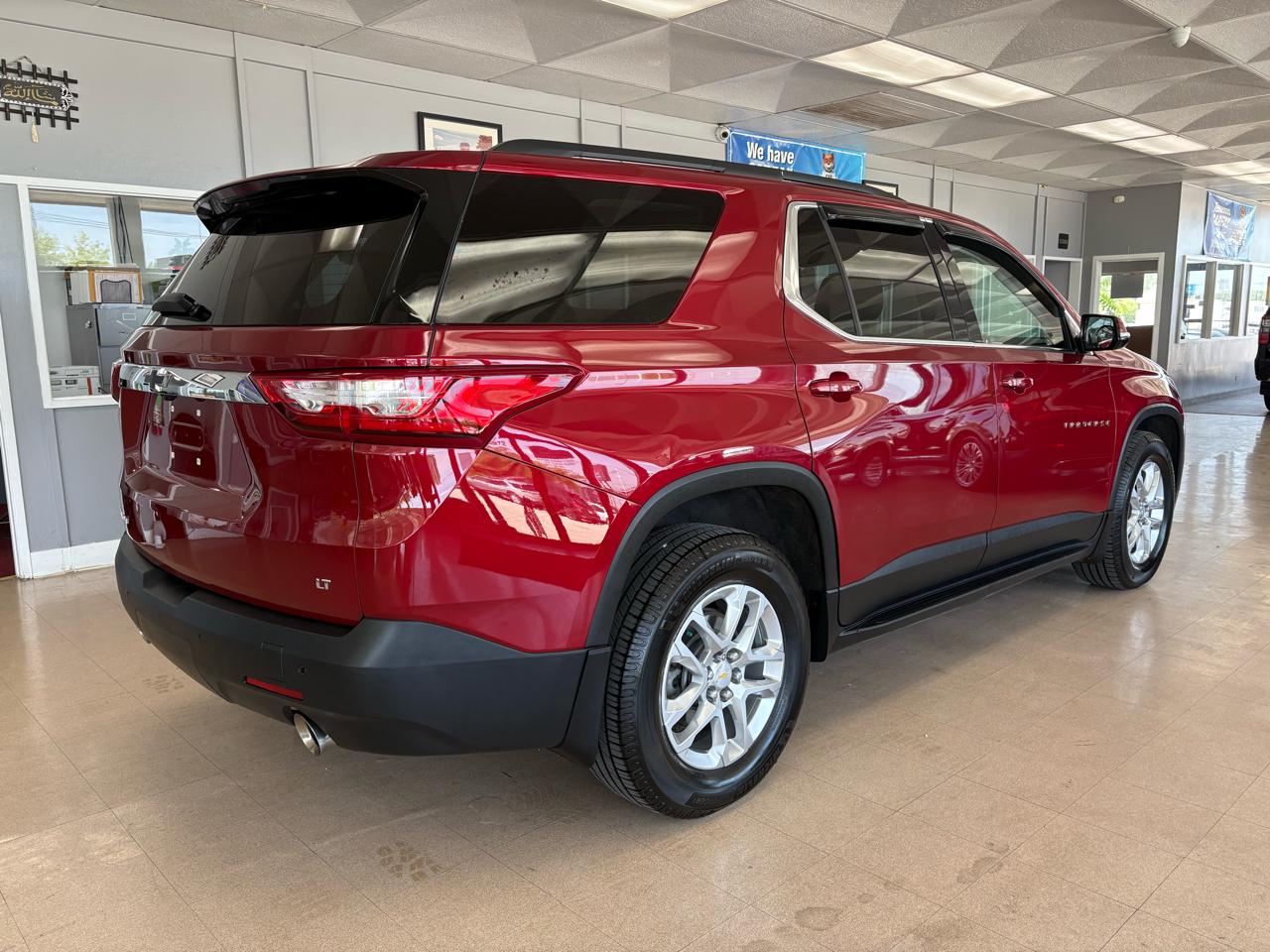 Chevrolet Traverse AWD 4dr LT Cloth w/1LT 2020