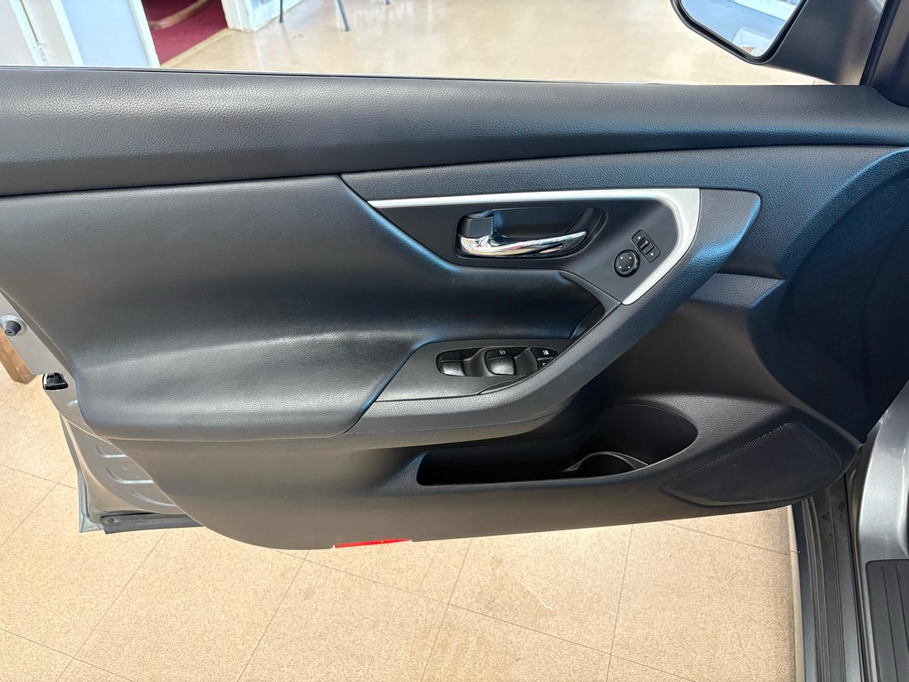 Nissan Altima 4dr Sdn I4 2.5 S 2016