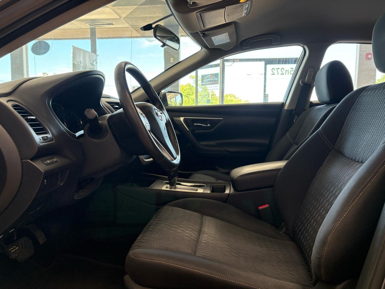 Nissan Altima 4dr Sdn I4 2.5 S 2016