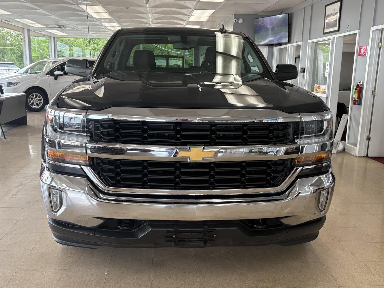 Chevrolet Silverado 1500 4WD Double Cab 143.5" LT w/1LT 2018