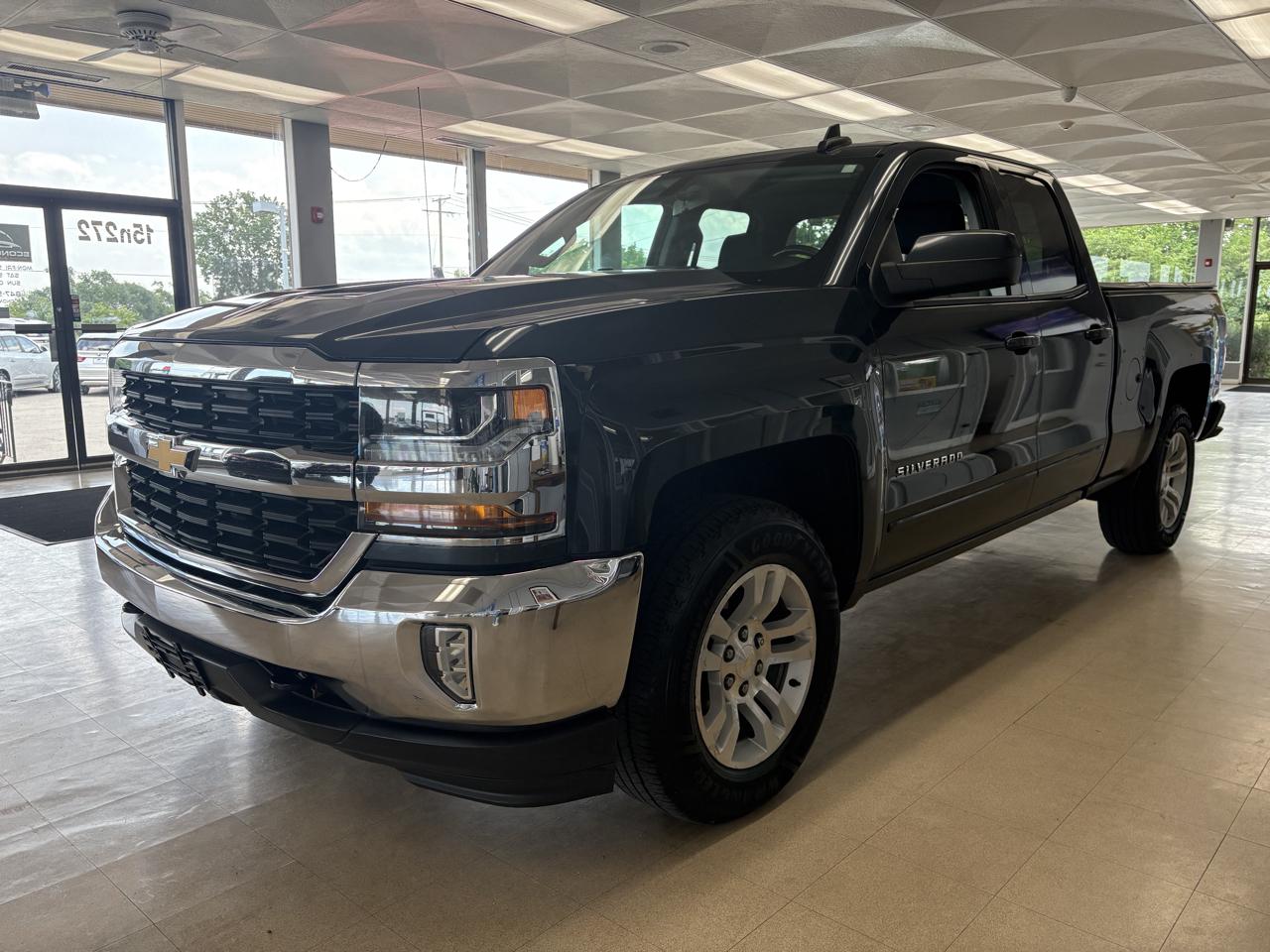 Chevrolet Silverado 1500 4WD Double Cab 143.5" LT w/1LT 2018