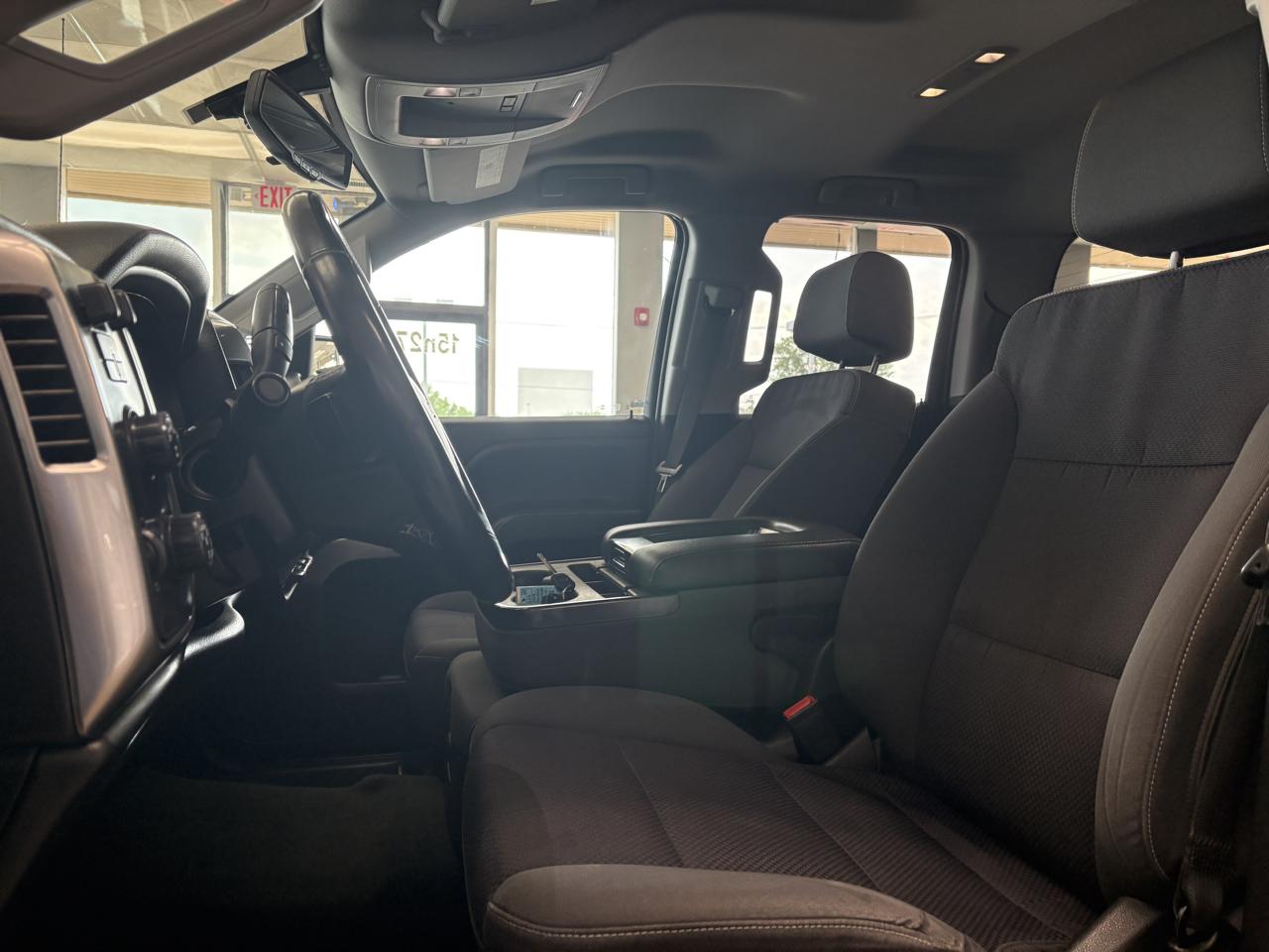 Chevrolet Silverado 1500 4WD Double Cab 143.5" LT w/1LT 2018