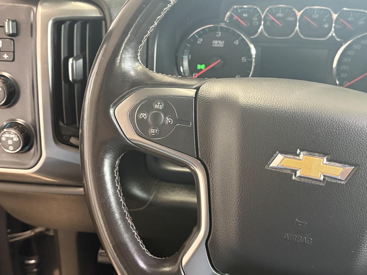 Chevrolet Silverado 1500 4WD Double Cab 143.5" LT w/1LT 2018