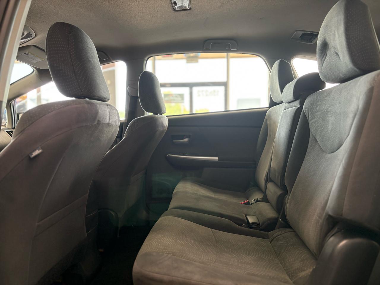 Toyota Prius V 5dr Wgn Two (Natl) 2013
