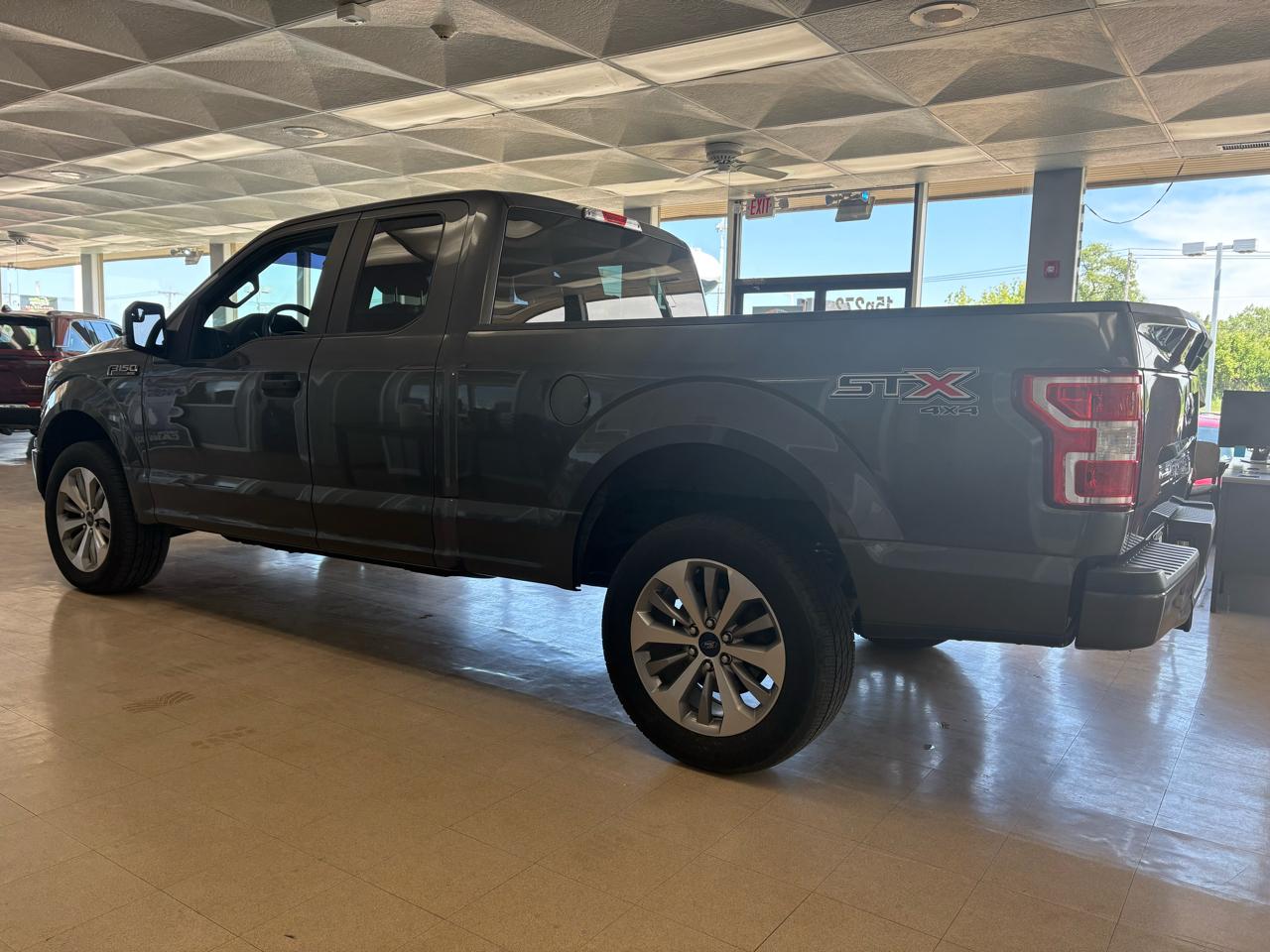 Ford F-150 Lariat 4WD SuperCab 6.5' Box 2018