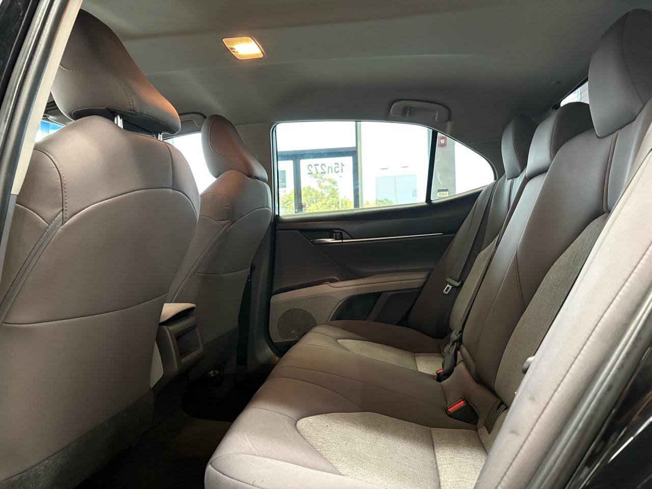 Toyota Camry LE Auto (Natl) 2020