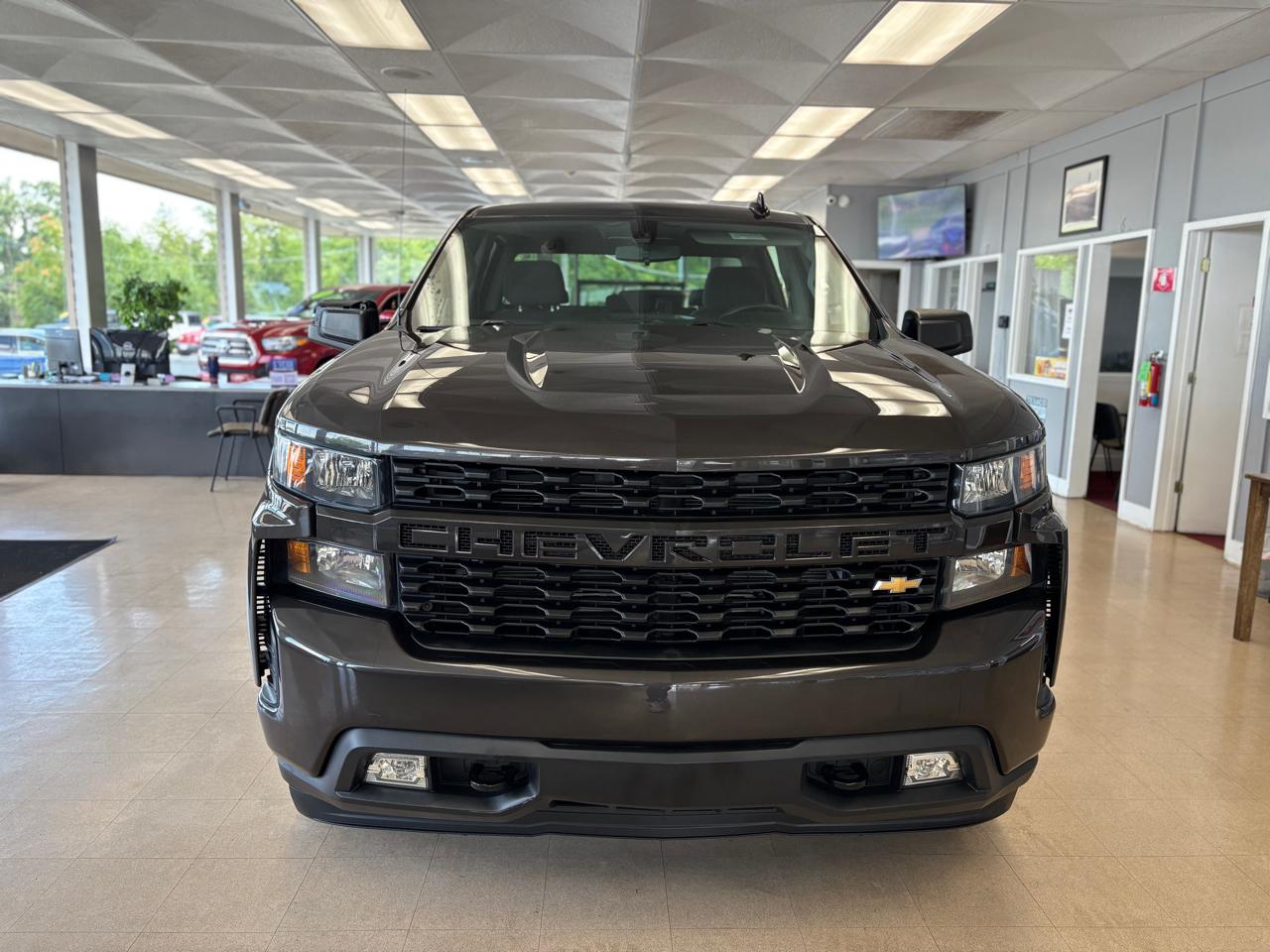 Chevrolet Silverado 1500 2WD Crew Cab 147" Custom 2021