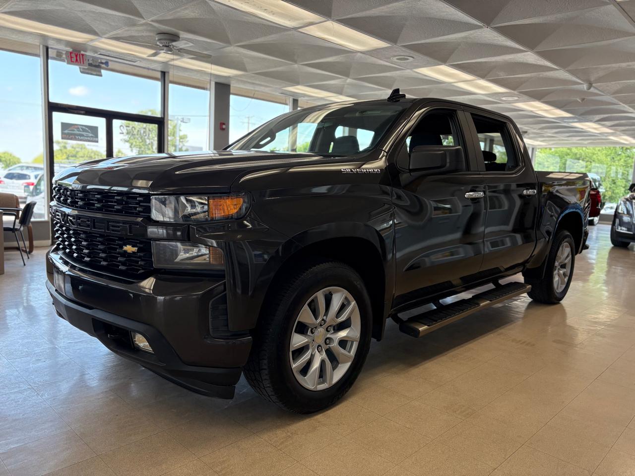 Chevrolet Silverado 1500 2WD Crew Cab 147" Custom 2021