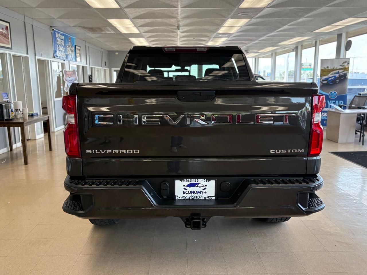 Chevrolet Silverado 1500 2WD Crew Cab 147" Custom 2021