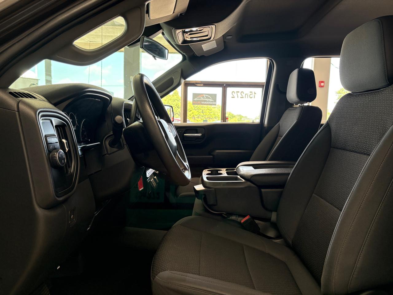 Chevrolet Silverado 1500 2WD Crew Cab 147" Custom 2021