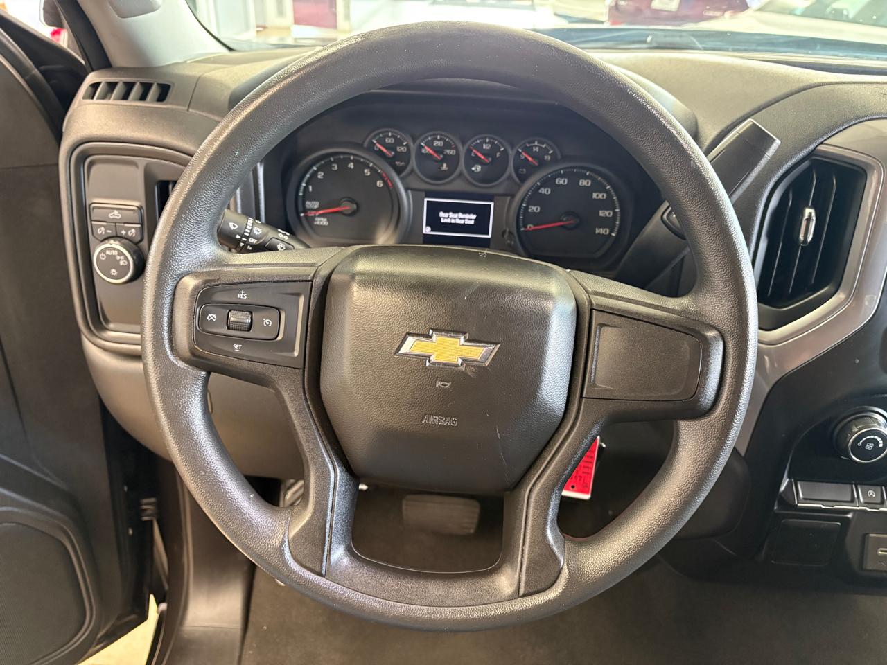 Chevrolet Silverado 1500 2WD Crew Cab 147" Custom 2021