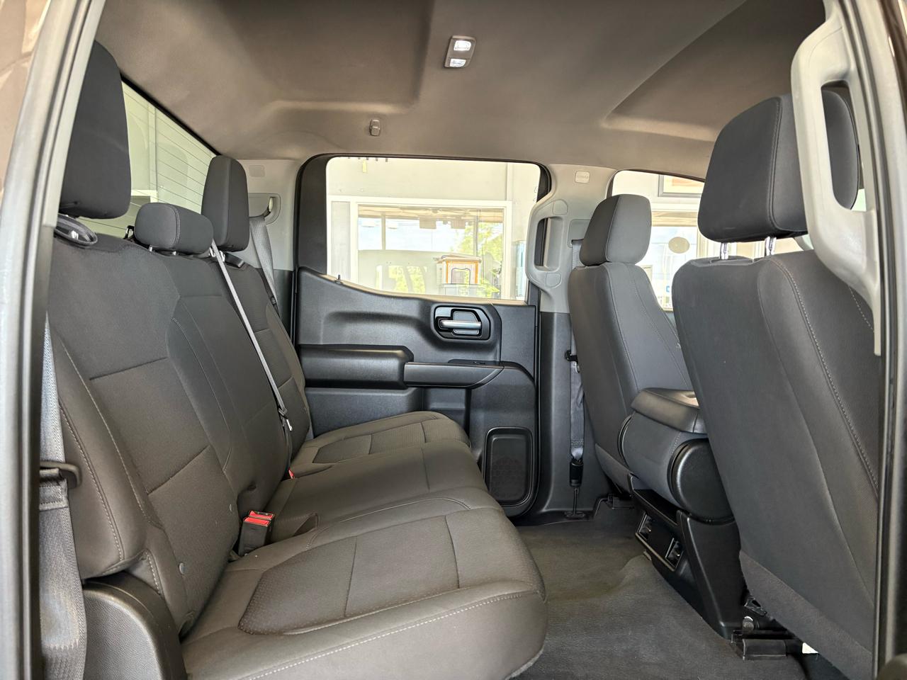 Chevrolet Silverado 1500 2WD Crew Cab 147" Custom 2021