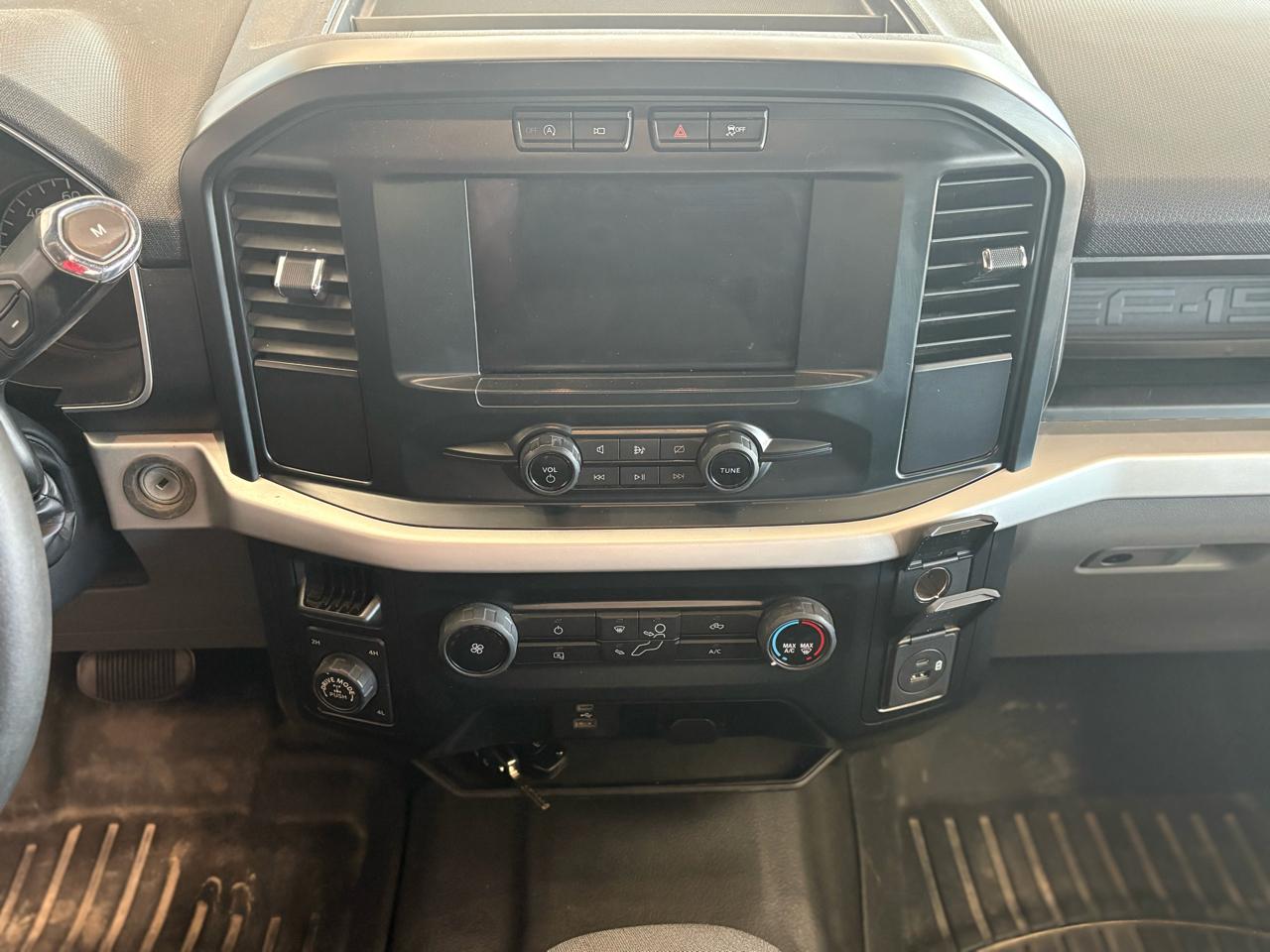 Ford F-150 XL 4WD SuperCab 6.5' Box 2022