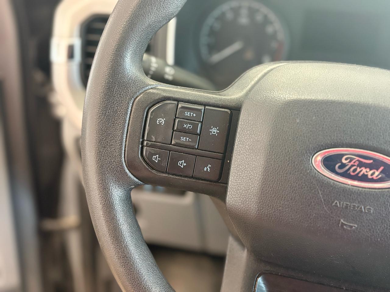 Ford F-150 XL 4WD SuperCab 6.5' Box 2022