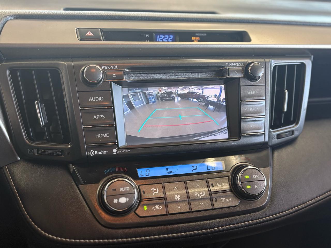 Toyota RAV4 FWD 4dr XLE (Natl) 2015