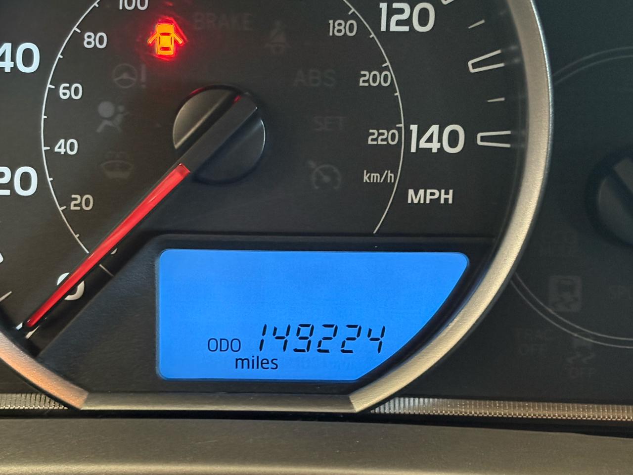 Toyota RAV4 FWD 4dr XLE (Natl) 2015