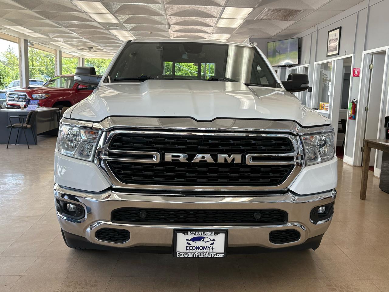 RAM 1500 Big Horn 4x4 Crew Cab 5'7" Box 2023