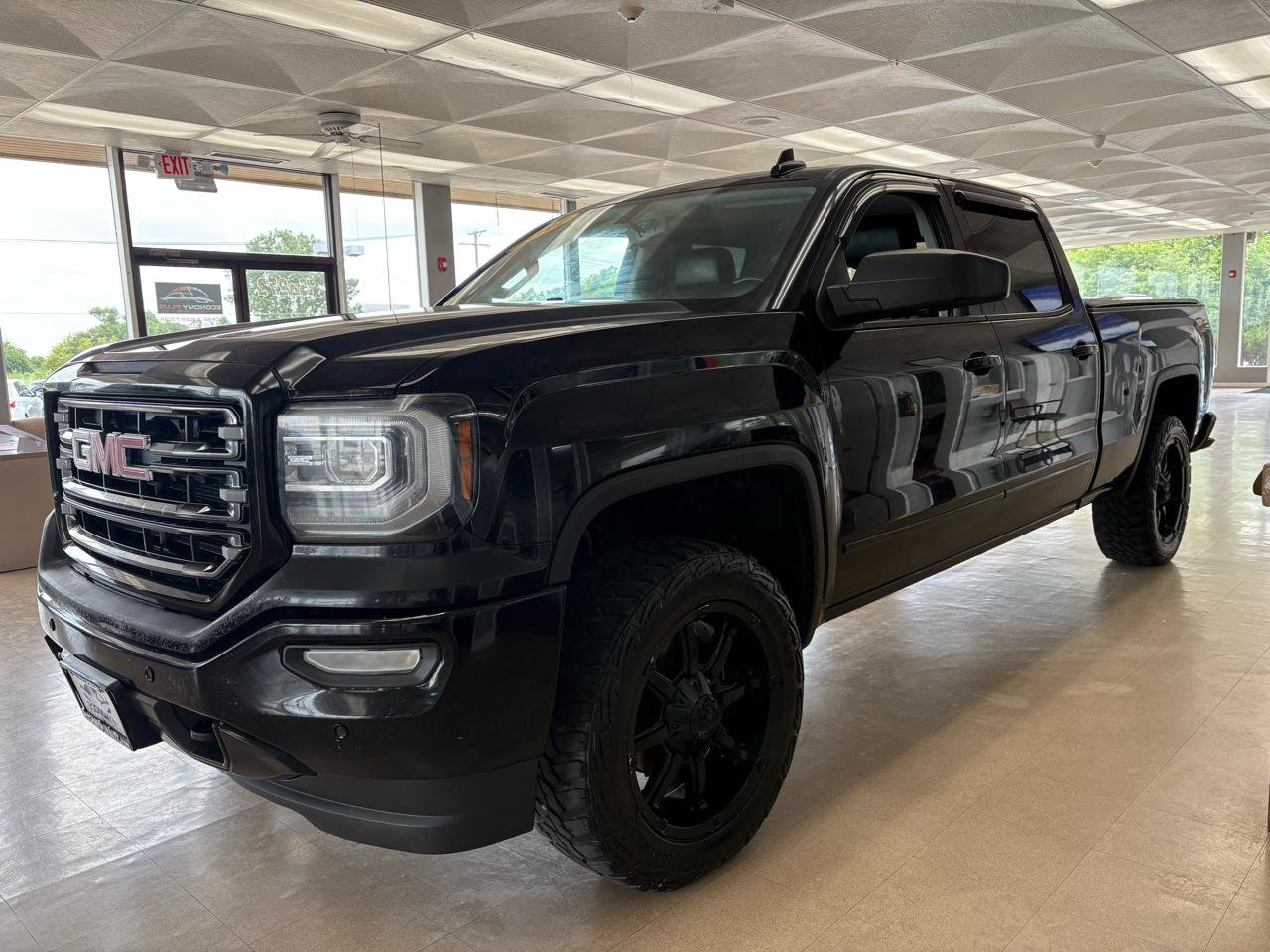 GMC Sierra 1500 4WD Crew Cab 153.0" SLT 2017