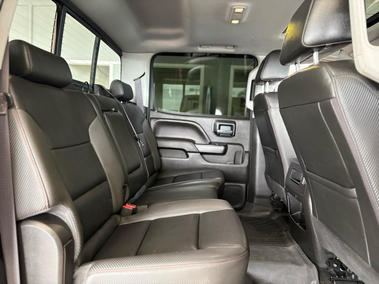 GMC Sierra 1500 4WD Crew Cab 153.0" SLT 2017