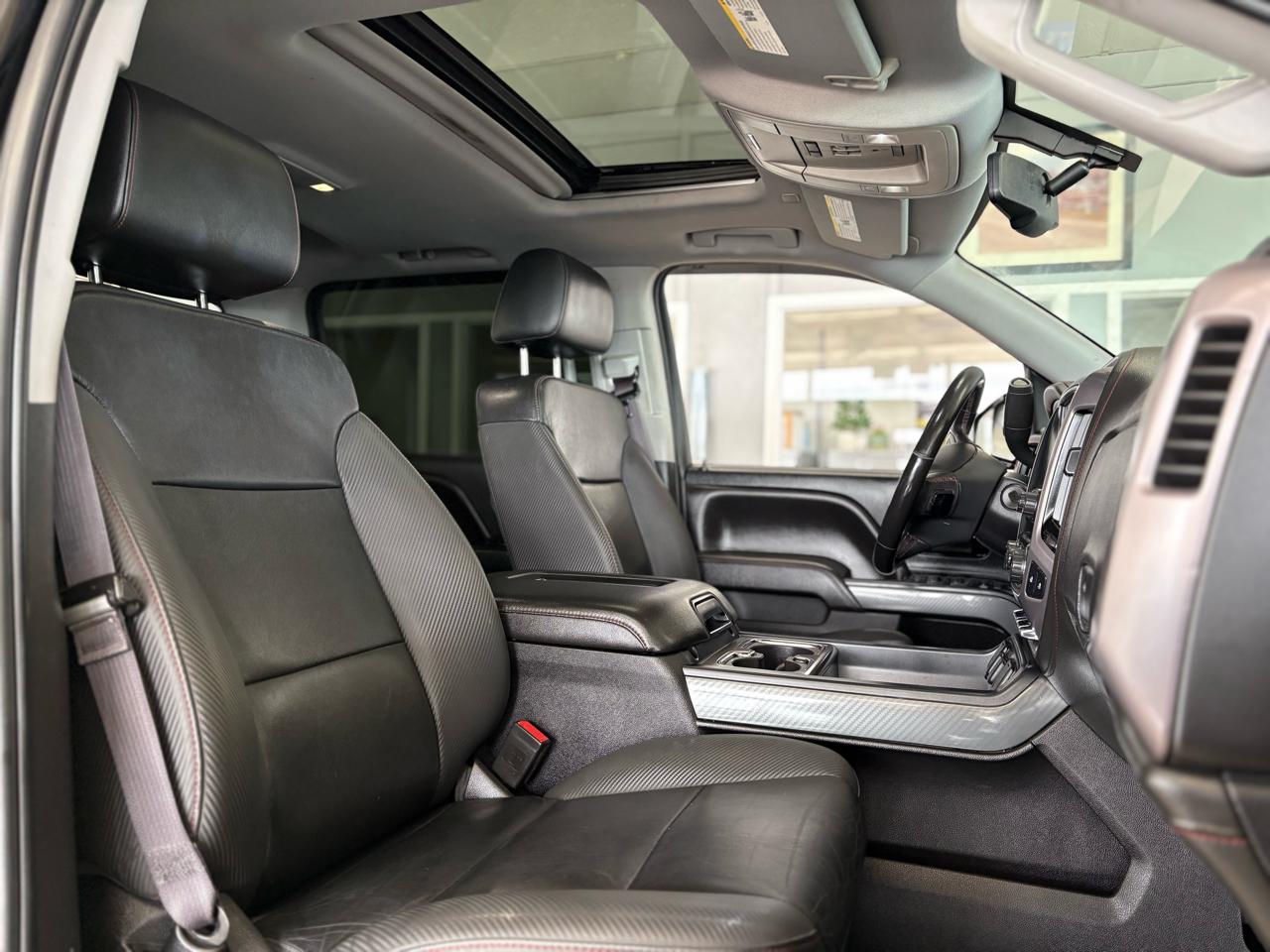 GMC Sierra 1500 4WD Crew Cab 153.0" SLT 2017