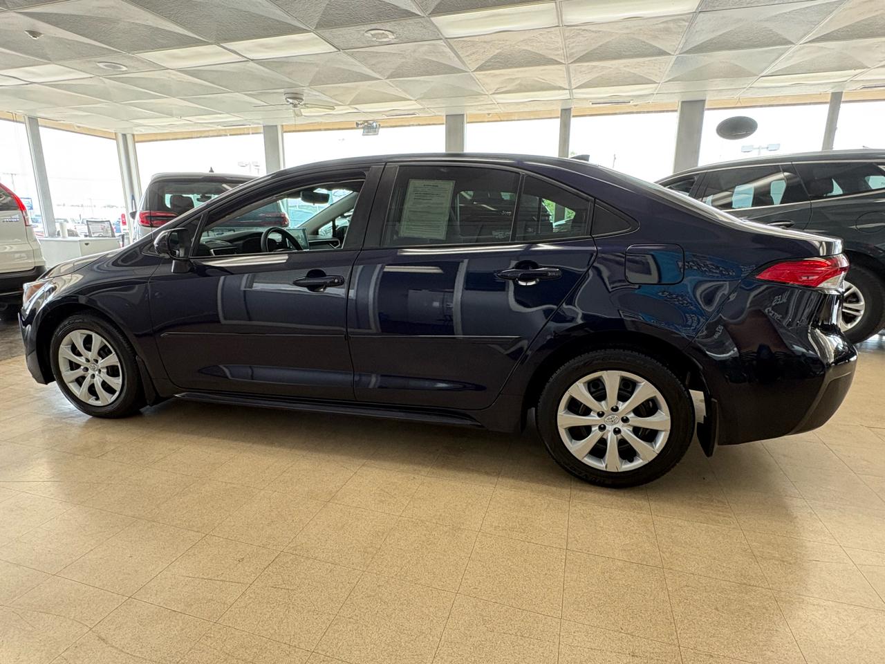 Toyota Corolla LE CVT (Natl) 2023