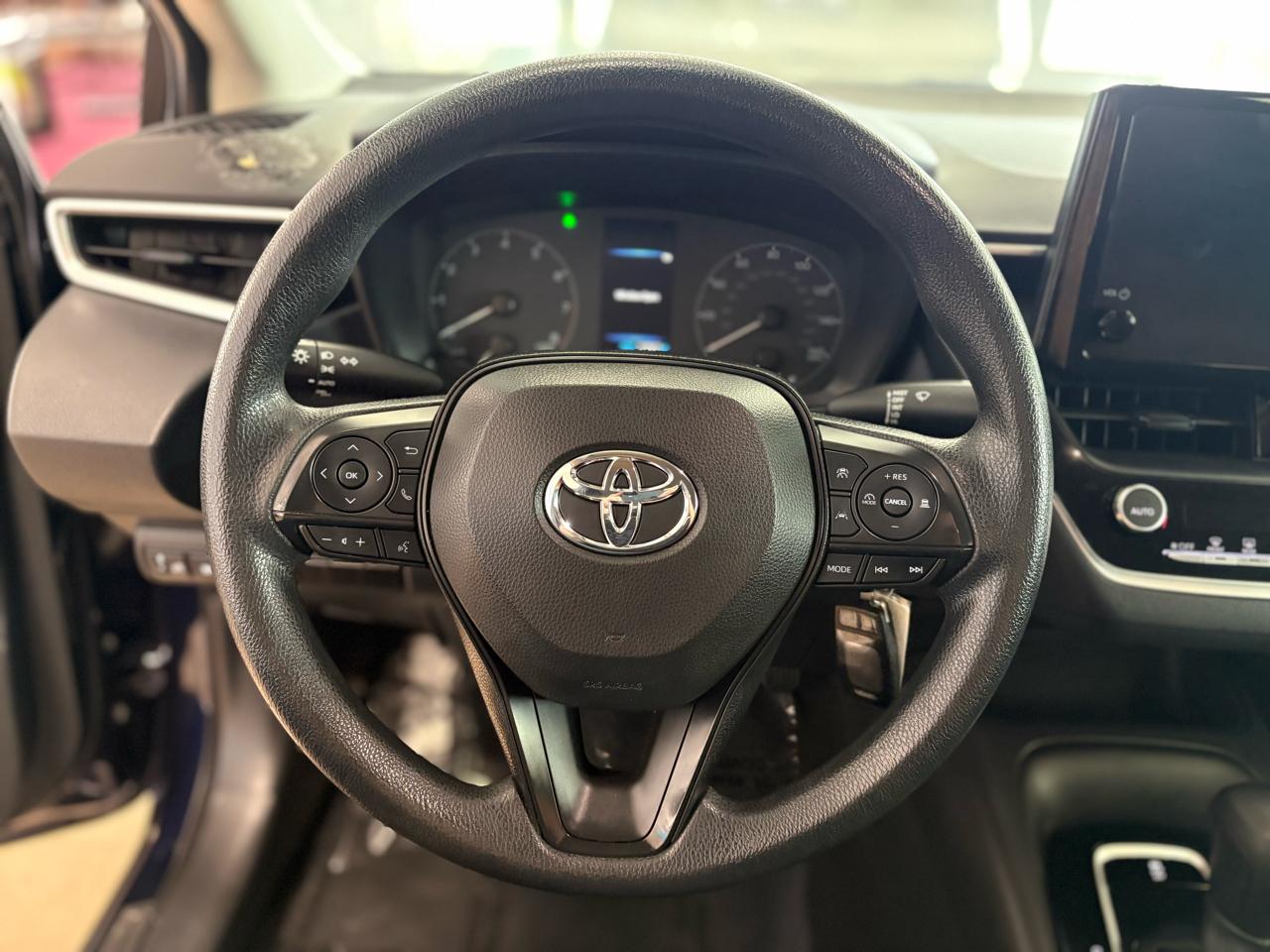 Toyota Corolla LE CVT (Natl) 2023