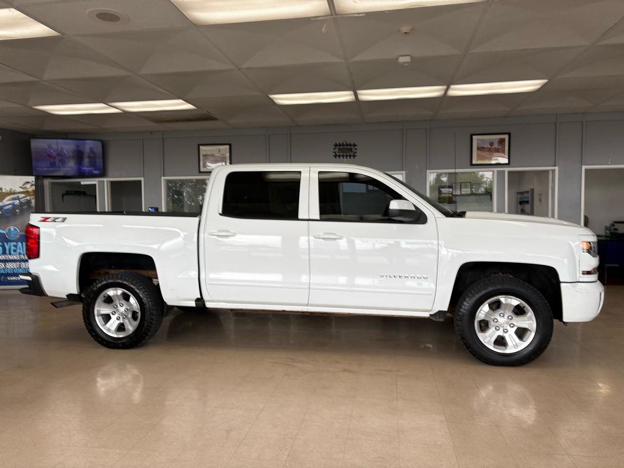 Chevrolet Silverado 1500 4WD Crew Cab 143.5" LT w/2LT 2018
