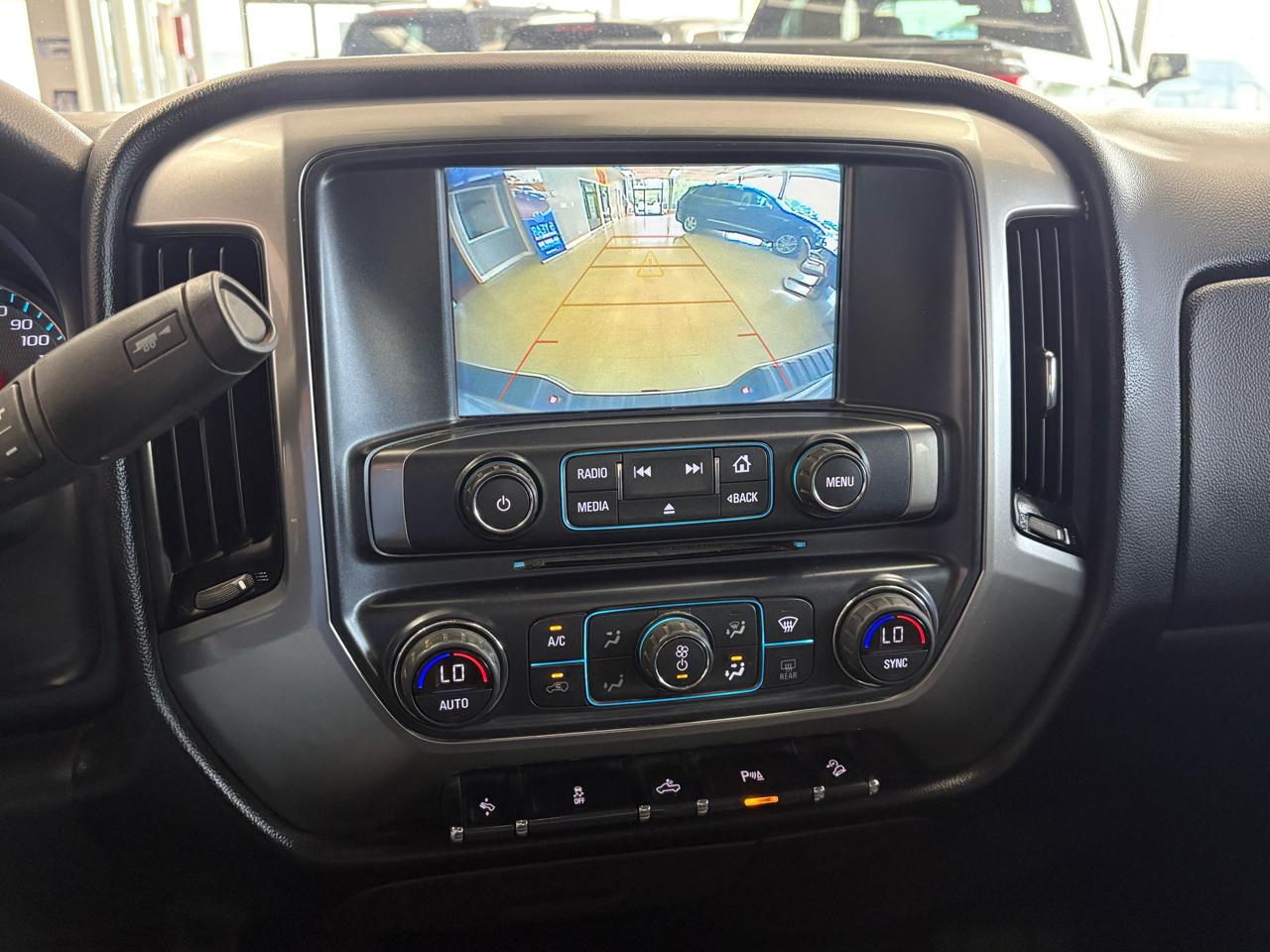 Chevrolet Silverado 1500 4WD Crew Cab 143.5" LT w/2LT 2018