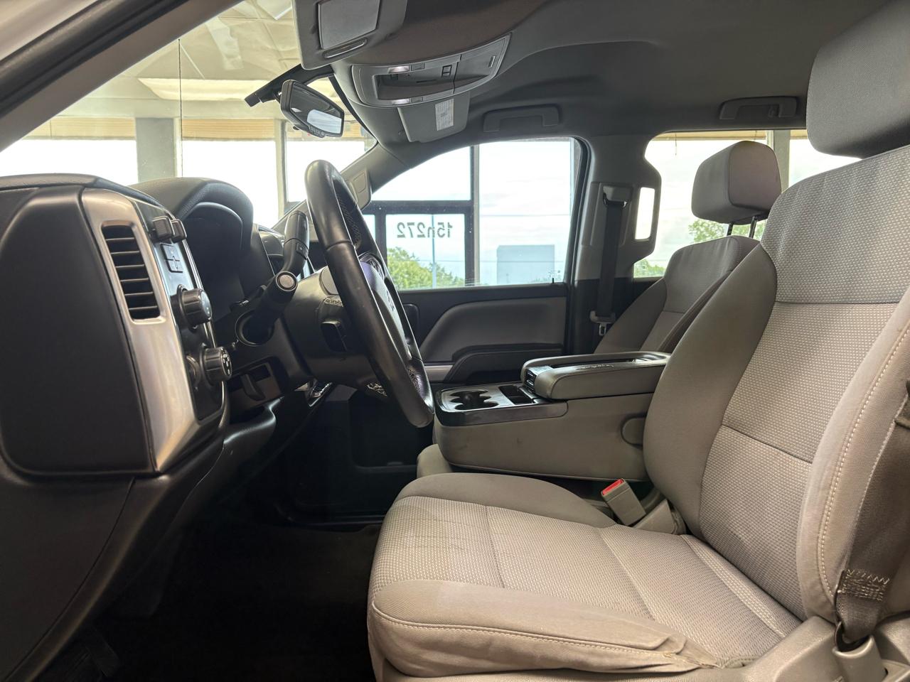 Chevrolet Silverado 1500 4WD Crew Cab 143.5" LT w/2LT 2018