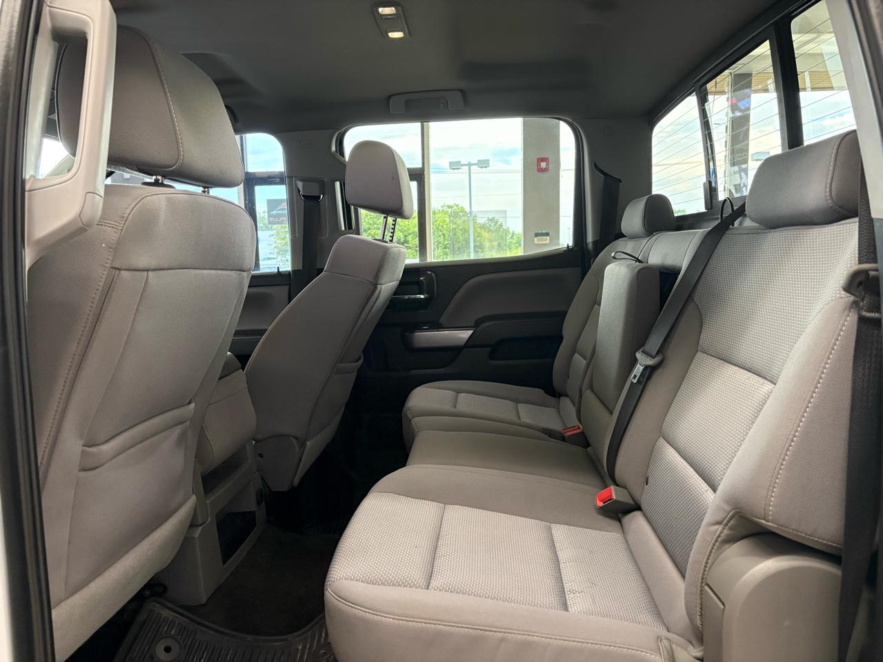 Chevrolet Silverado 1500 4WD Crew Cab 143.5" LT w/2LT 2018