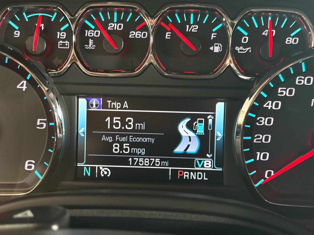 Chevrolet Suburban 4WD 4dr LT 2020