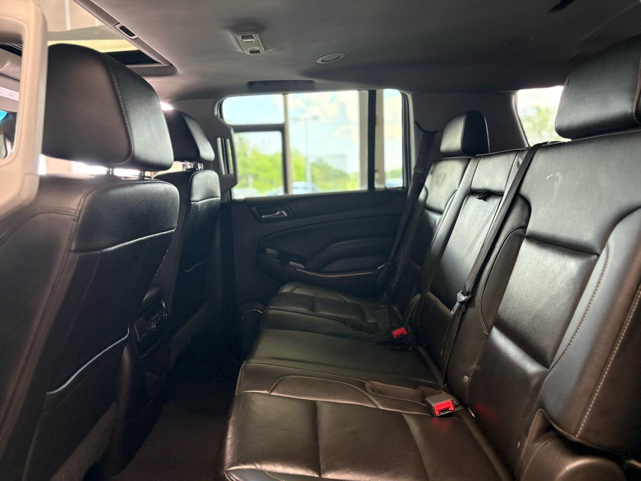 Chevrolet Suburban 4WD 4dr LT 2020