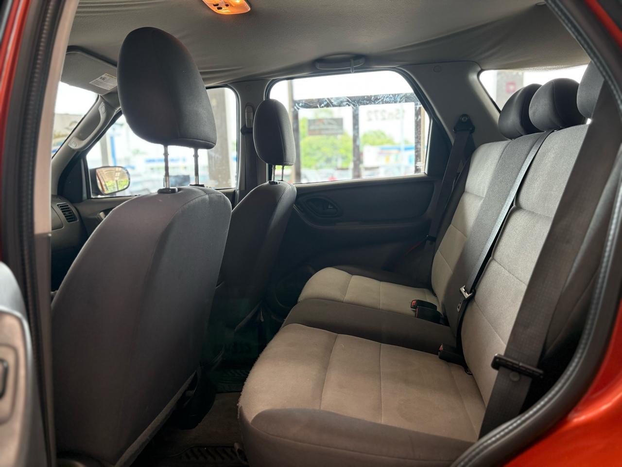 Ford Escape 4WD 4dr I4 Auto XLS 2007