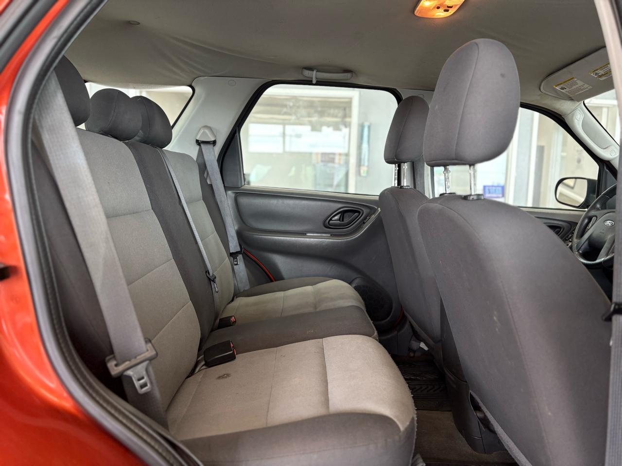 Ford Escape 4WD 4dr I4 Auto XLS 2007