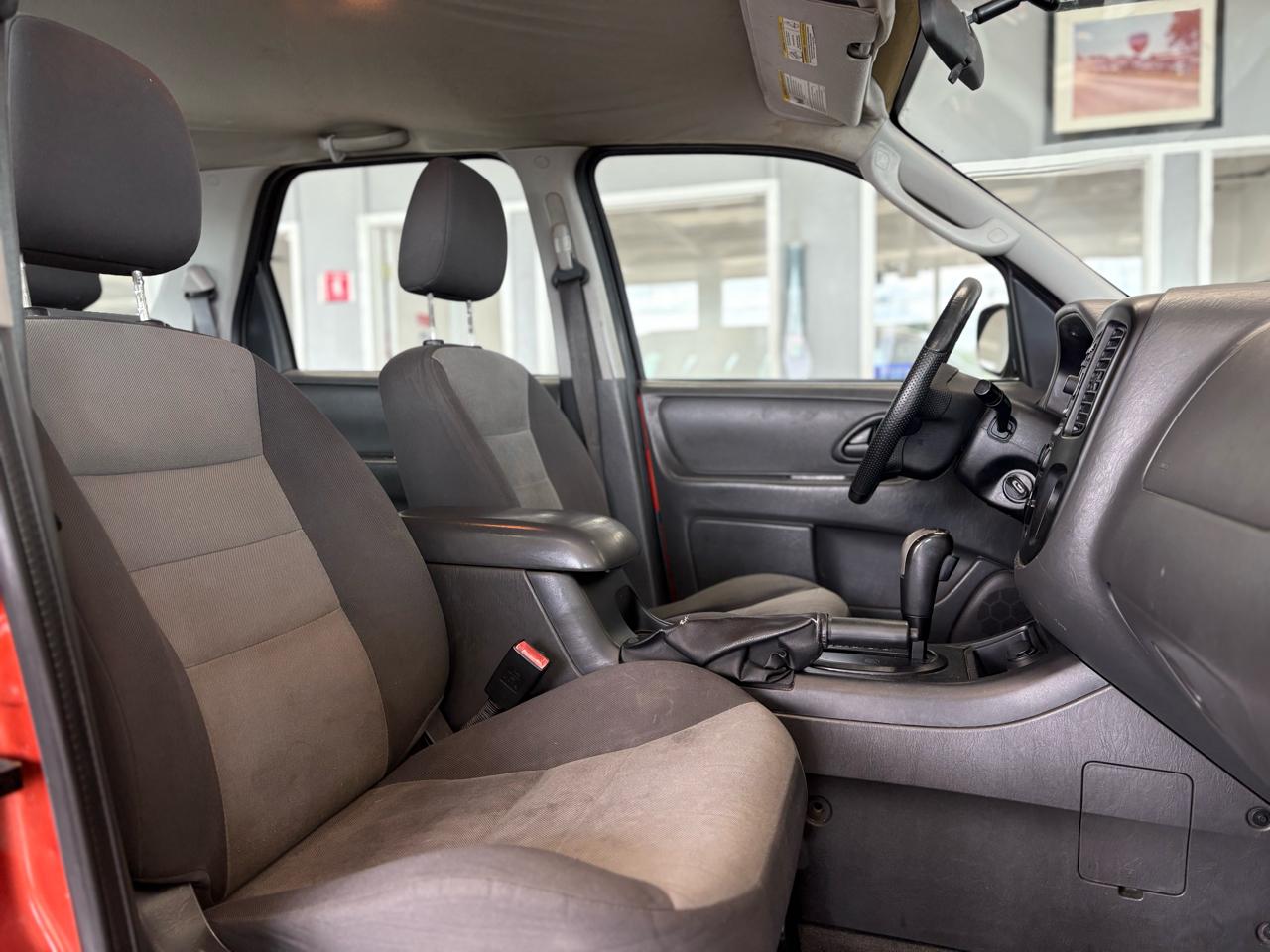 Ford Escape 4WD 4dr I4 Auto XLS 2007