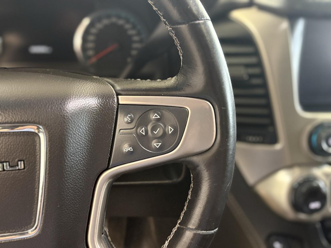 GMC Yukon 4WD 4dr Denali 2019