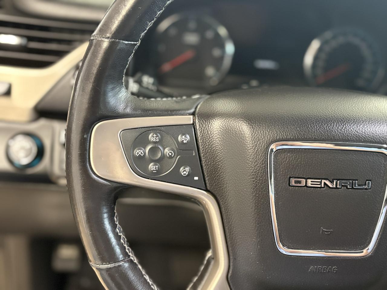 GMC Yukon 4WD 4dr Denali 2019