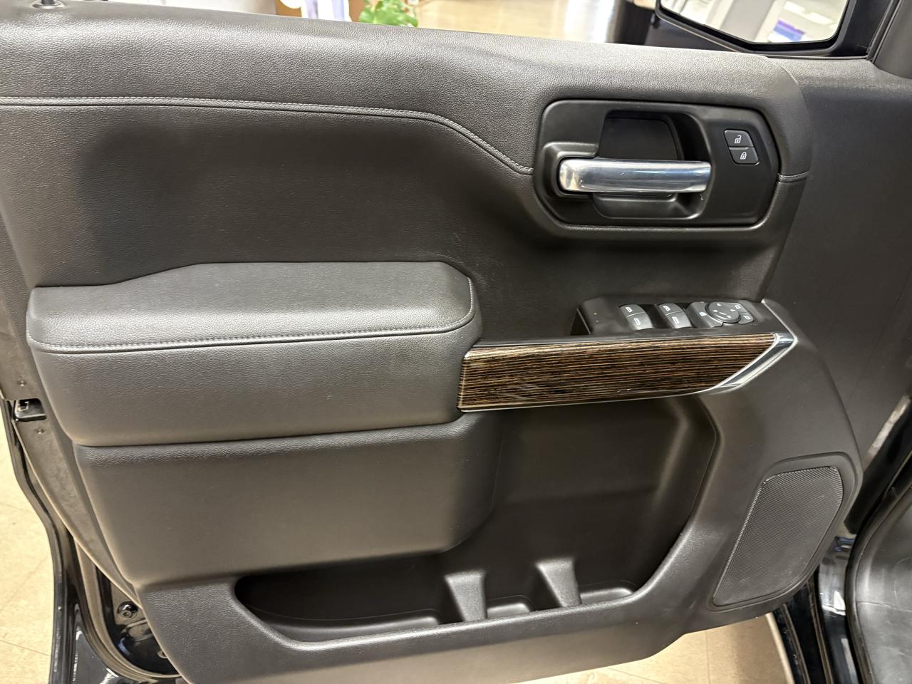 GMC Sierra 1500 4WD Crew Cab 147" SLE 2019