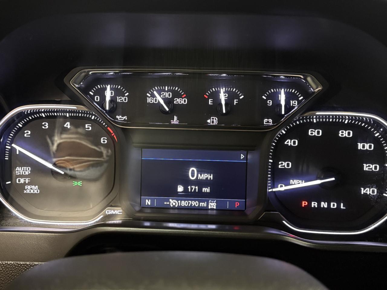 GMC Sierra 1500 4WD Crew Cab 147" SLE 2019