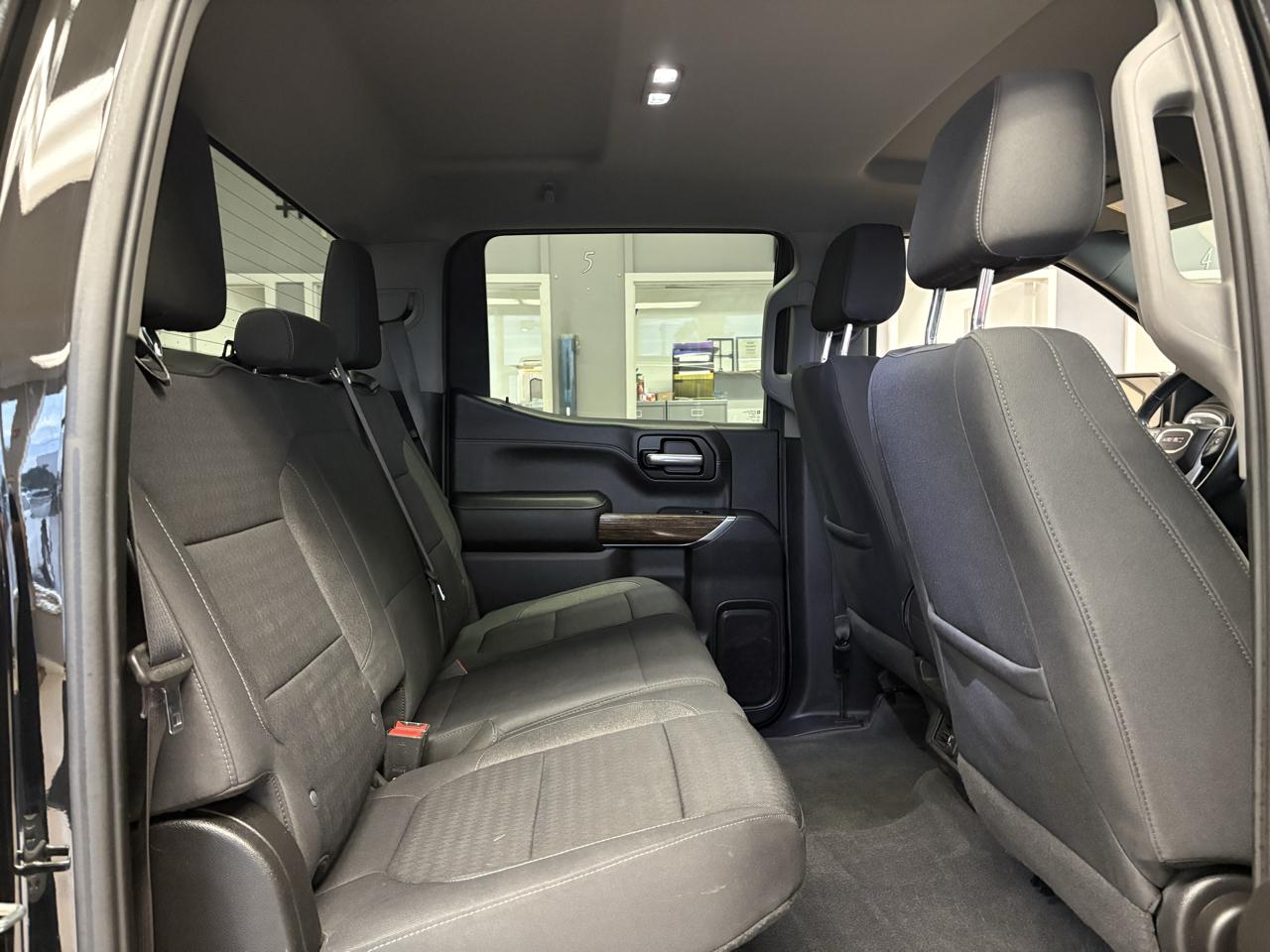 GMC Sierra 1500 4WD Crew Cab 147" SLE 2019