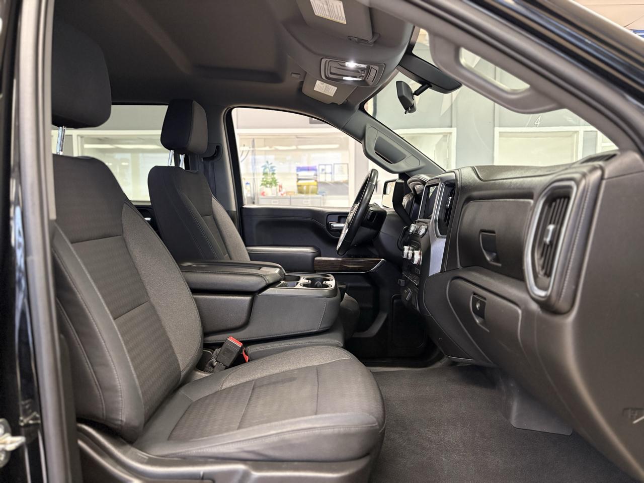 GMC Sierra 1500 4WD Crew Cab 147" SLE 2019