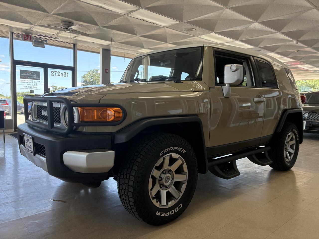 Toyota FJ Cruiser 4WD 4dr Man (Natl) 2014