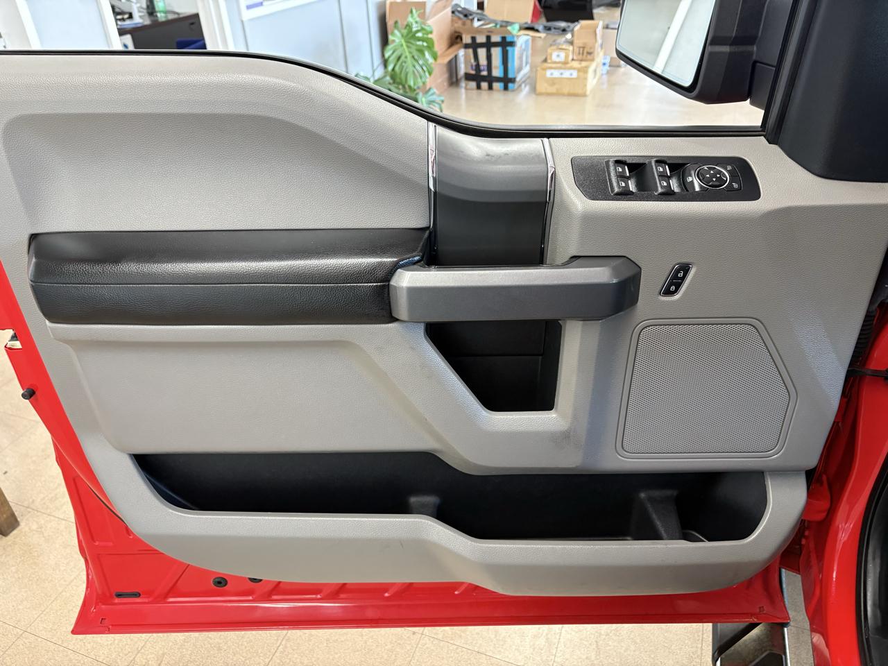 Ford F-150 XL 4WD SuperCrew 5.5' Box 2017