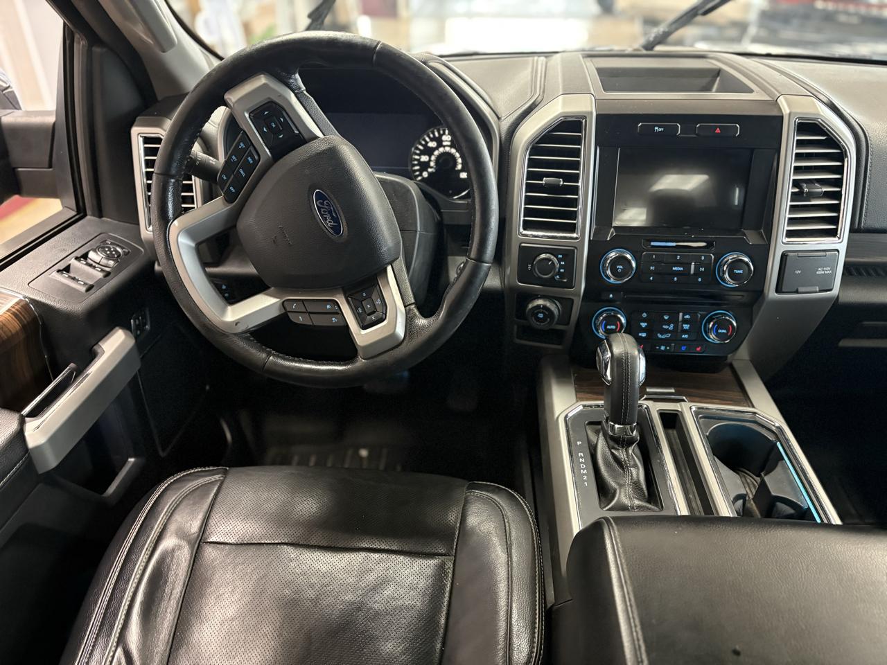 Ford F-150 4WD SuperCrew 145" XLT 2016