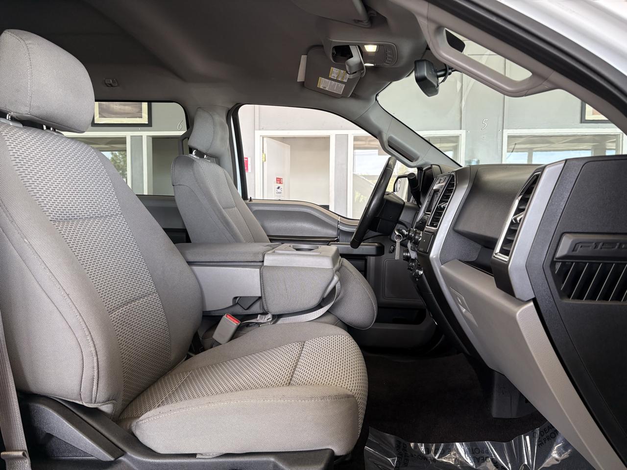 Ford F-150 4WD SuperCrew 145" XLT 2016